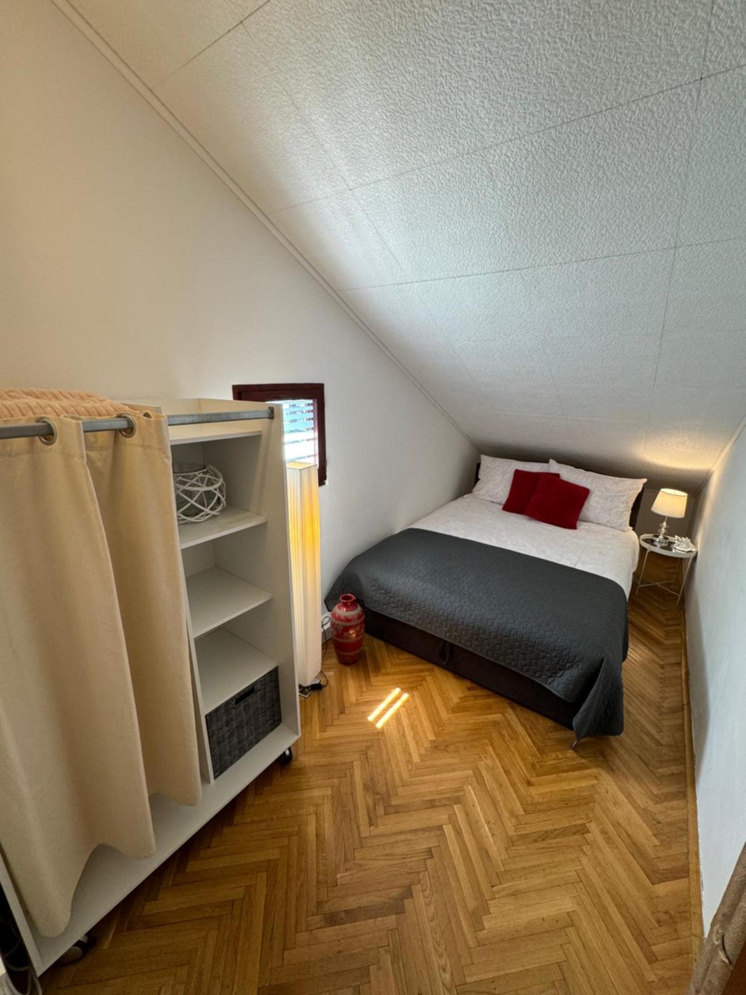 Penthouse Apartment ซริกเวนิซา ภายนอก รูปภาพ
